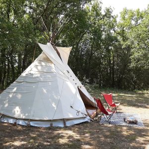 Tipi bord de lac